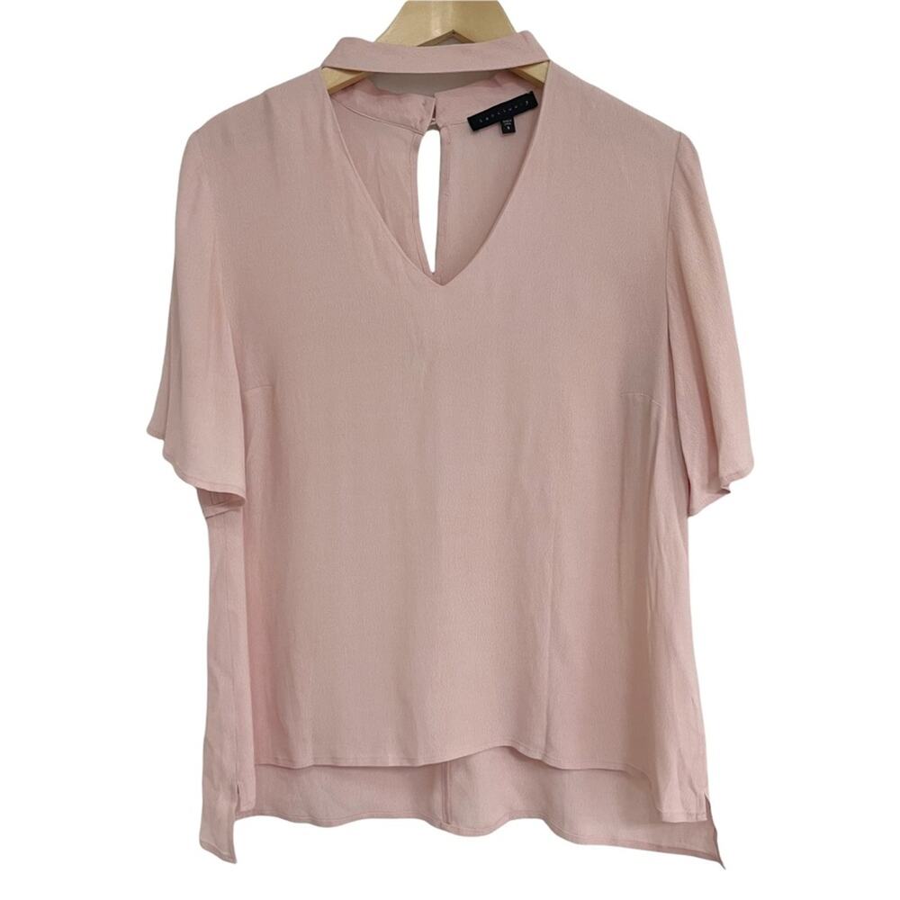 NWOT SANCTUARY Choker V Neck Blouse Short Sleeve Light Pink Polyester SZ Small